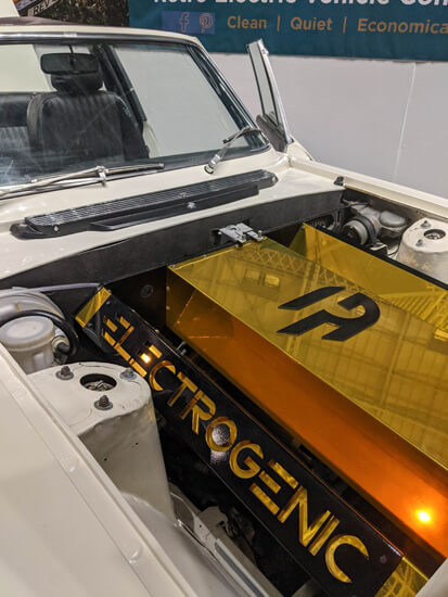 Classic car, battery box, electrogenic